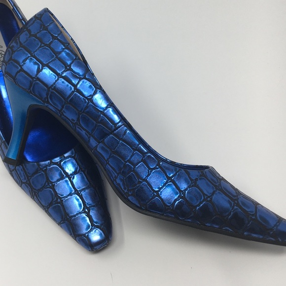 Lunnah Bella shoe Royal Blue Croco 2.5 Inches Heel - Picture 12 of 16